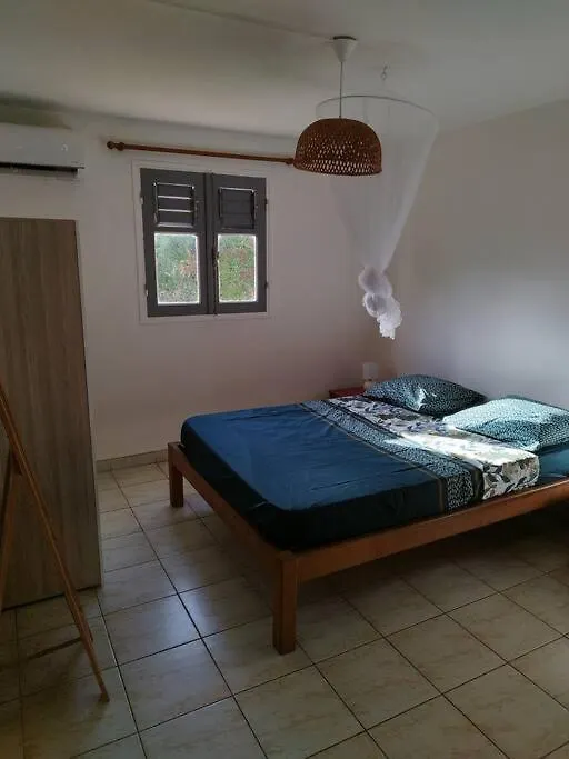 Appartement T2 - Bas De Villa Sainte-Anne  0*, Sainte-Anne (Grande-Terre)