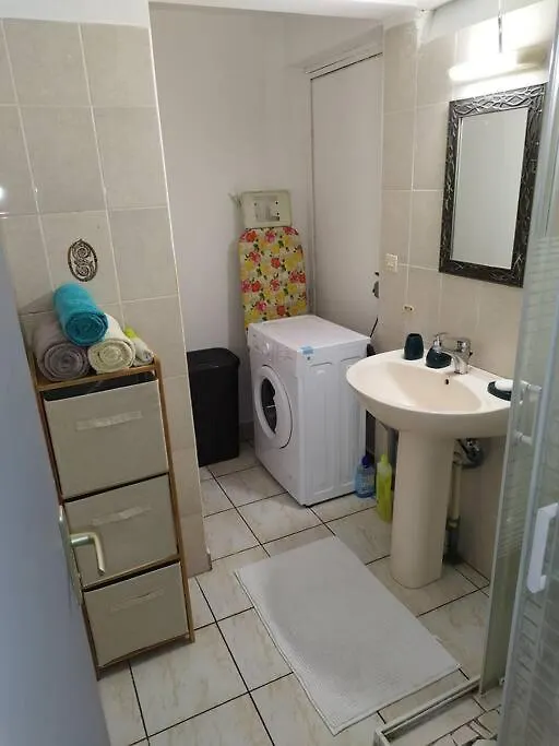 Appartement T2 - Bas De Villa Sainte-Anne